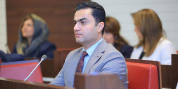 عبدولسه‌لام دۆڵەمەڕی، سەرۆکی لیژنەی پەروەردە و خوێندنی باڵا لە پەرلەمانی کوردستان