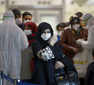 بهڕێوهچوونى رێكارهكانى تایبهت به كۆرۆنا | فۆتۆ: AFP /Haidar Hamdani