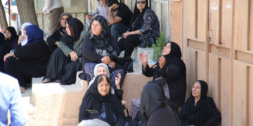 وه‌رگرتنى مووچه‌ى خانه‌نشینى | فۆتۆ: هه‌وراز ئه‌حمه‌د / SNN