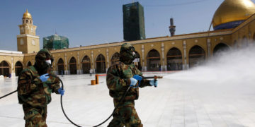 رشاندنى مزگه‌وتێك به‌ ده‌رمانى دژه‌ ڤایرۆس | فۆتۆ: Reuters