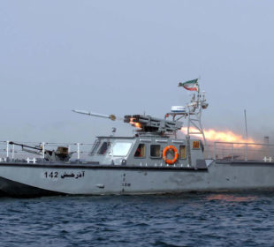 کەشتی سەربازی ئێران