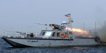 کەشتی سەربازی ئێران
