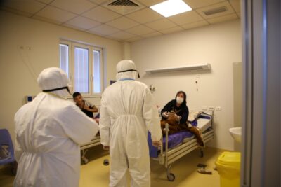 تووشبوویه‌كى كۆرۆنا له‌ یه‌كێك له‌ نه‌خۆشخانه‌كانى سلێمانى | فۆتۆ: هه‌وراز ئه‌حمه‌د / SNN