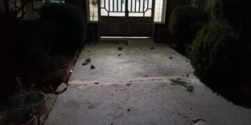 بیناى بهڕێوهبهرایهتى هاتووچۆى ههڵهبجه كه بههۆى گرژییهكانهوه زیانى بهركهوتووه | فۆتۆ: SNN