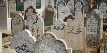یهكێك له گۆڕستانهكانى سلێمانى | فۆتۆ: ههوراز ئهحمهد / SNN