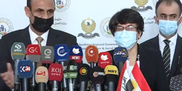 كۆنگرهى رۆژنامهوانى ههردوو وهزیرى كار و كاروبارى كۆمهڵایهتى حكومهتى ناوهندى و حكومهتى ههرێم | فۆتۆ: SNN