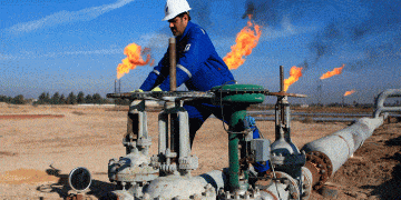 كێڵگه‌یه‌كى غازى سروشتى له‌ عێراق | AP Photo/Nabil al-Jurani