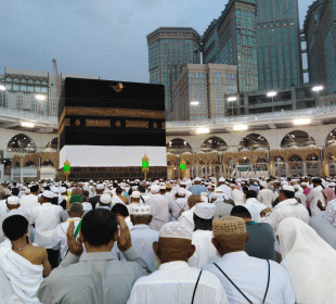گه‌شتێكى عومه‌ر له‌ حه‌ره‌مى مه‌ككه‌ | فۆتۆ: SNN
