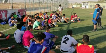 تاقیکردنەوەی یاریزانان لە لایەن یانەی خاکەوە