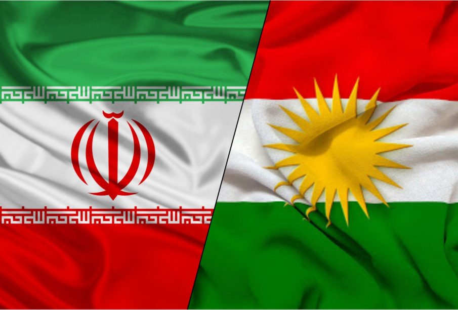 ئاڵاى هه‌رێمى كوردستان و ئاڵاى كۆمارى ئیسلامى ئێران | فۆتۆ: تۆڕه‌ كۆمه‌ڵایه‌تییه‌كان