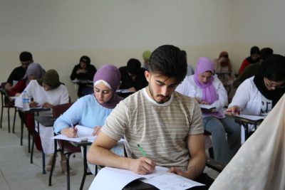 خوێندكار له‌كاتى تاقیكردنه‌وه‌دا | فۆتۆ: SNN