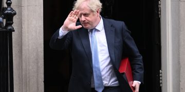 بۆریس جۆنسن، سه‌رۆكوه‌زیرانى به‌ریتانیا | فۆتۆ: CNN