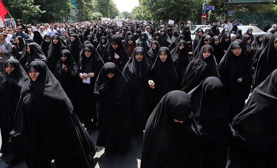 خۆپیشاندان بۆ پشتیوانى باڵاپۆشى له‌ ئێران | فۆتۆ: ئیرنا