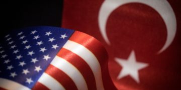 ئاڵاى توركیا و ئه‌مریكا | فۆتۆ: Getty Images