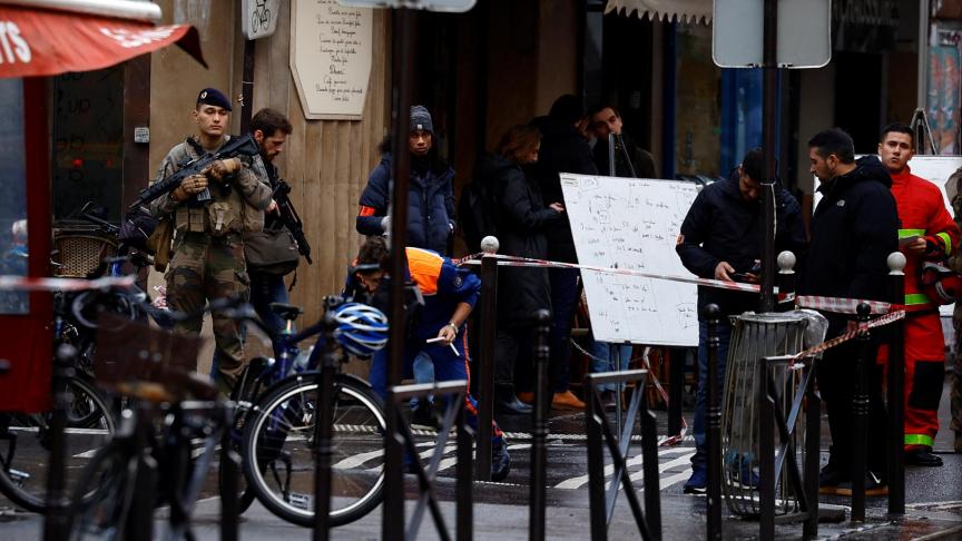 به‌رده‌م ناوه‌ندى كه‌لتورى ئه‌حمه‌د كایا له‌ پاریس | AP