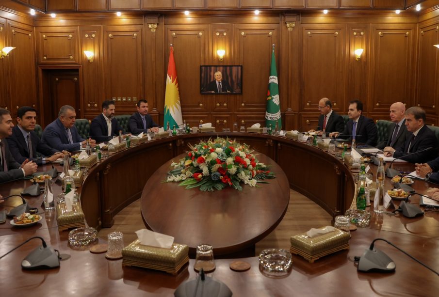 كۆبوونه‌وه‌ى شاندى یه‌كێتیى نیشتمانى كوردستان و پارتى دیموكراتى له‌ سلێمانى | فۆتۆ: SNN