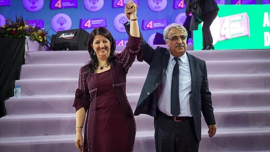 په‌روین بوڵدان و مێدحه‌ت سانجار، هاوسه‌رۆكانى پارتى دیموكراتى گه‌لان (هه‌ده‌په‌) | فۆتۆ: HDP