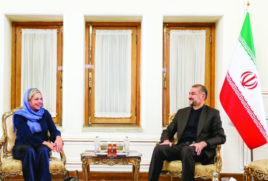 نێرده‌ى سكرتێرى گشتى نه‌ته‌وه‌ یه‌كگرتووه‌كان بۆ كاروبارى عێراق و وه‌زیرى ده‌ره‌وه‌ى ئێران له‌ تاران | فۆتۆ: UNAMI