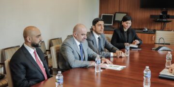 كۆبوونهوهى سهرۆكى یهكێتى لهگهڵ رێکخەری بەرەنگاربوونەوەی تیرۆر لە وەزارەتی دەرەوەی ئەمریکا | فۆتۆ: SNN