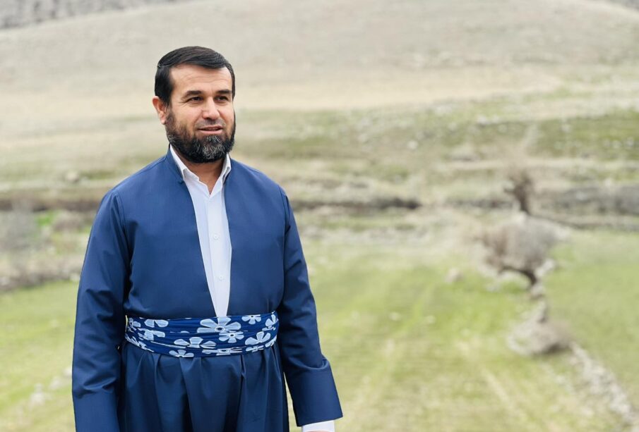 مه‌لا عومه‌ر داره‌توو، كه‌سایه‌تى تۆڕه‌ كۆمه‌ڵایه‌تیه‌كان | فۆتۆ: تۆڕه‌ كۆمه‌ڵایه‌تیه‌كان