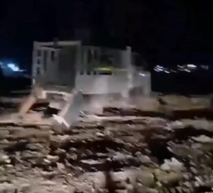 وێنهى ئهو سهكۆ مووشهكیهى كه لێیهوه هێرشكرایهسهر سهربازگهى عهین ئهسهد | فۆتۆ: بهرهى مقاوهمه